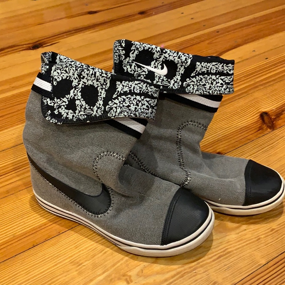 Nike Glencoe skull sneaker boots 7